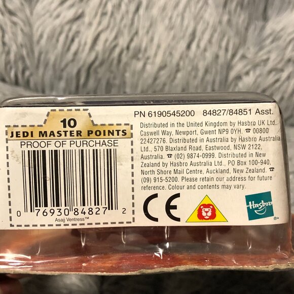 Hasbro Star Wars Clone Wars Asajj Ventress 3.75in Figure Twin Lightsabers 2003 - Picture 5 of 7